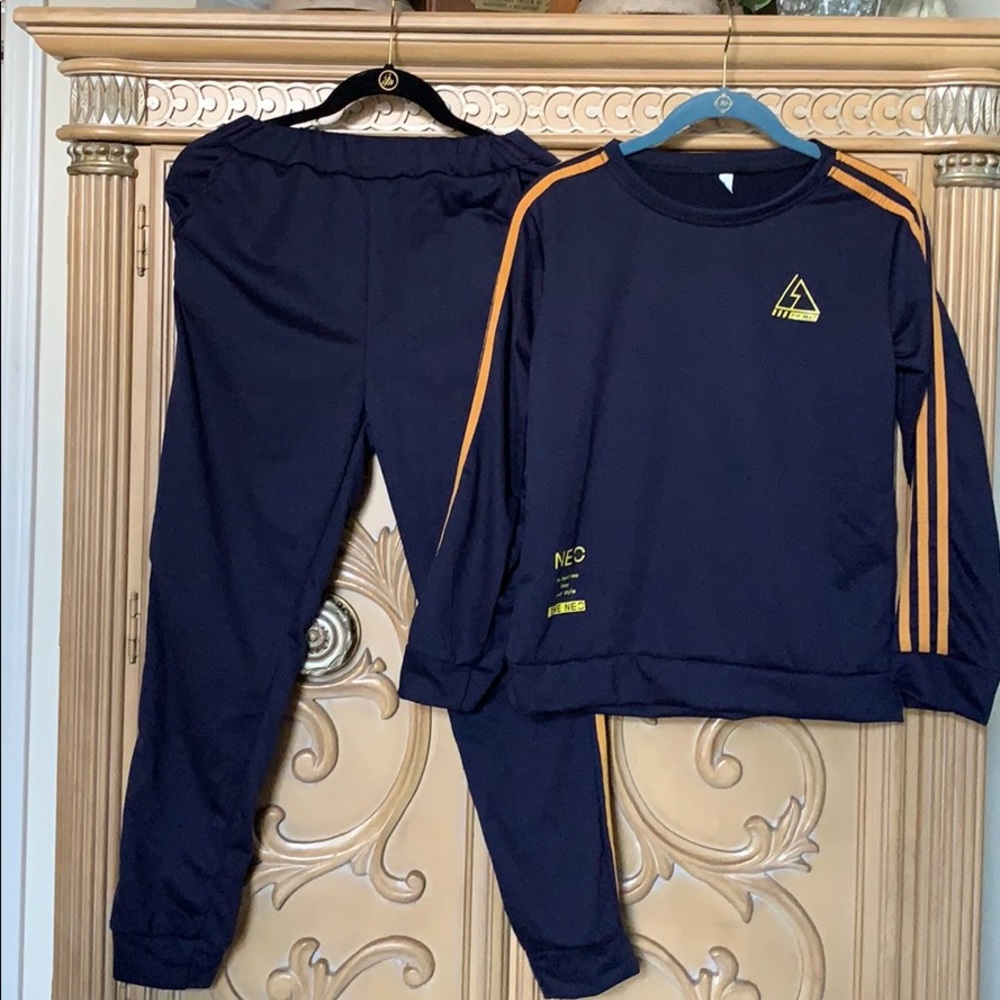 🦋 The Best 2 piece blue/yellow lounge set nwot